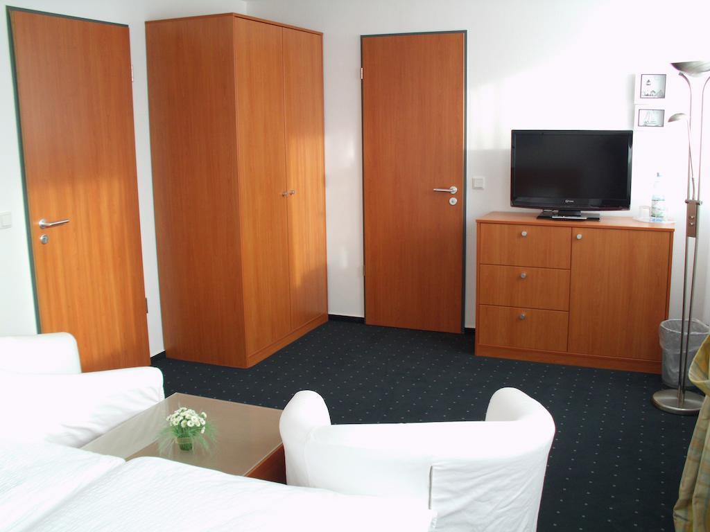 Haus Koebesine Hotel Juist Ruang foto